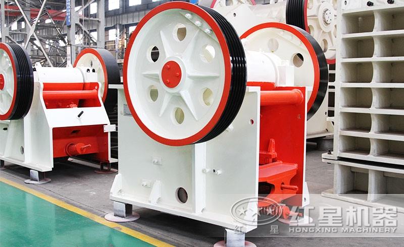 一小時200噸的石子破碎機(jī)多少錢？