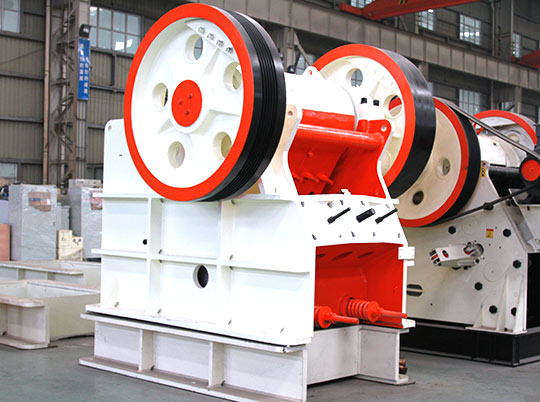 如何選取顎式破碎機(jī)的噬角？