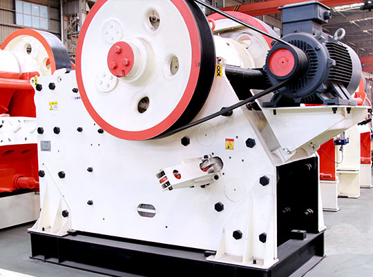 顎式破碎機(jī)的安裝試車(chē)指導(dǎo)及其操作章程注意事項(xiàng)